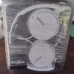 Sony MDR White Over-Ear Headphones NWT